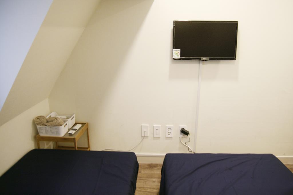 Seoul Dalbit Dongdaemun Guesthouse Oda fotoğraf